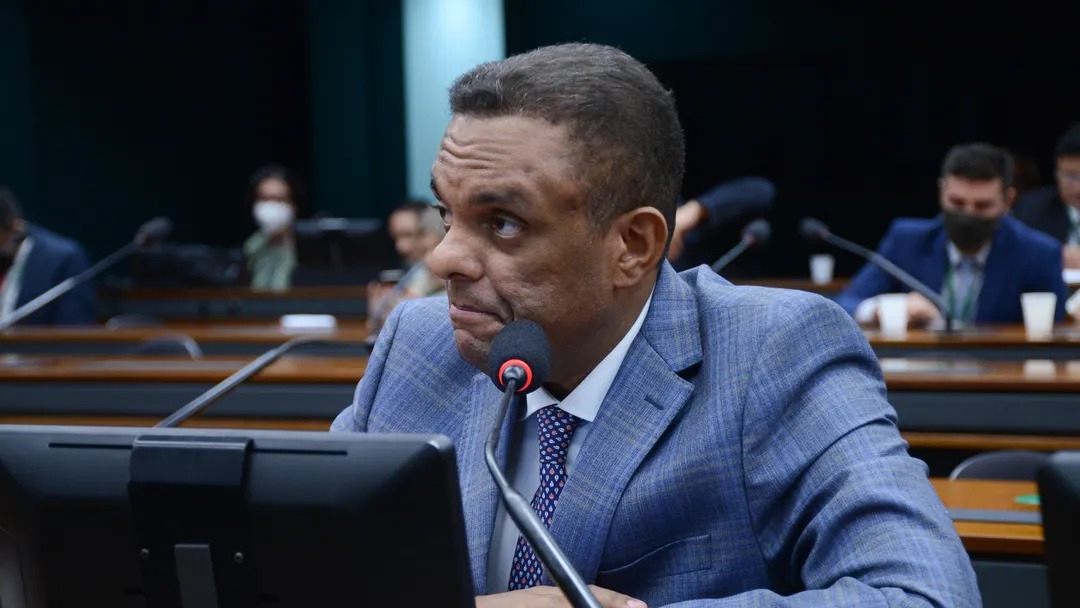 Epístola: Otoni de Paula pede perdão a Moraes
